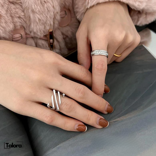 Silvara | Zilveren ring | 25% korting