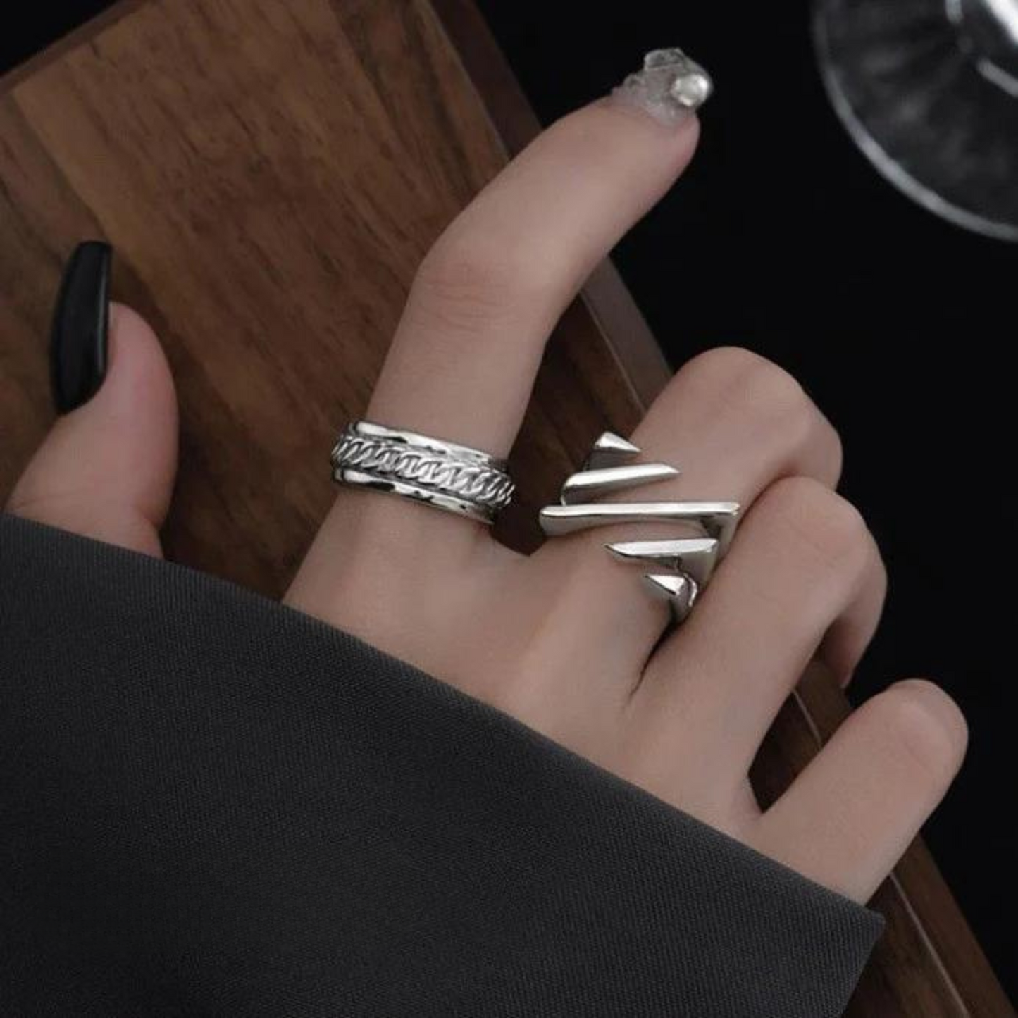 Silvara | Zilveren ring | 25% korting