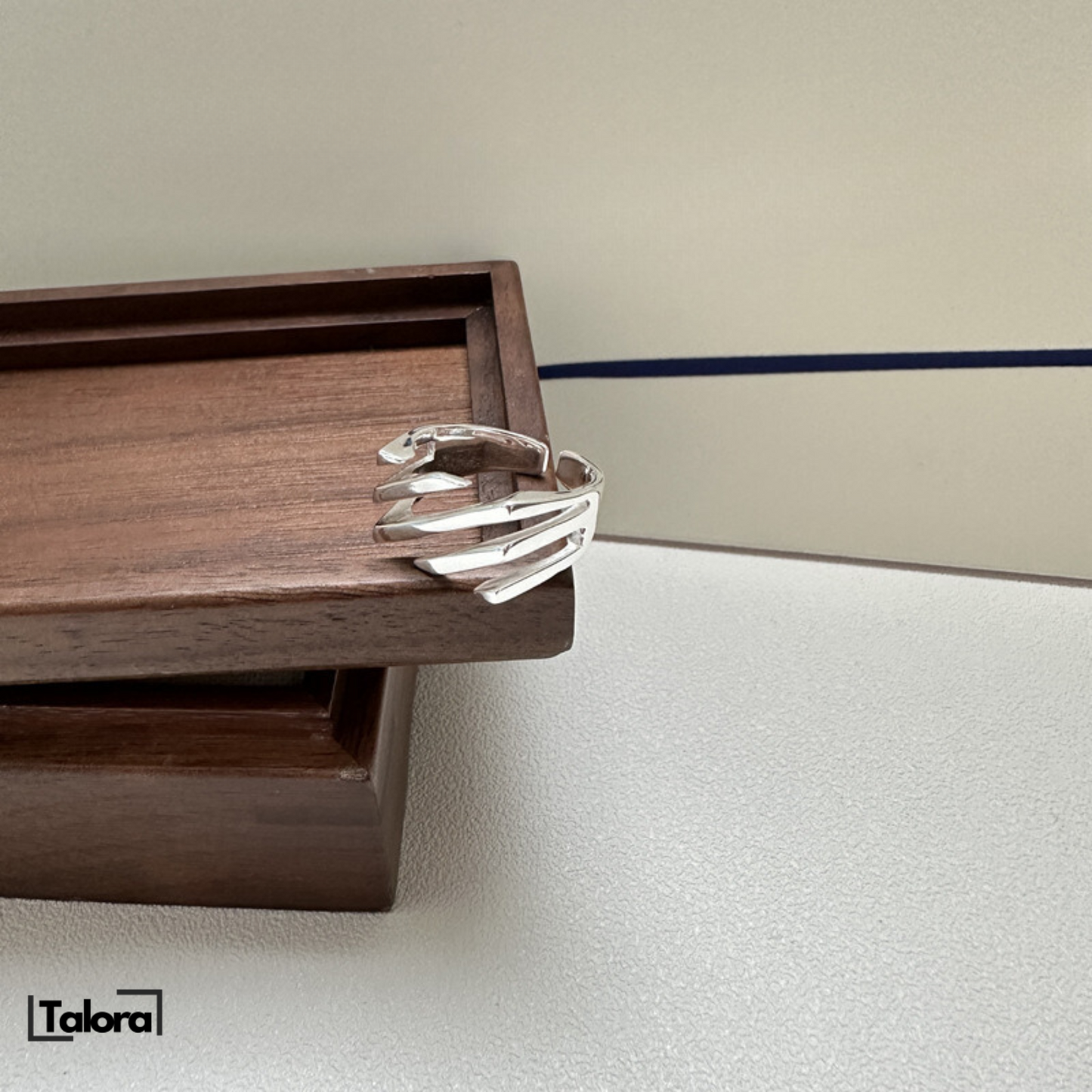 Silvara | Zilveren ring | 25% korting